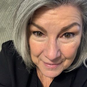 Meet your Posher, Paula